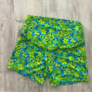 OFFLINE BY AERIE SEAMLESS SHORTS